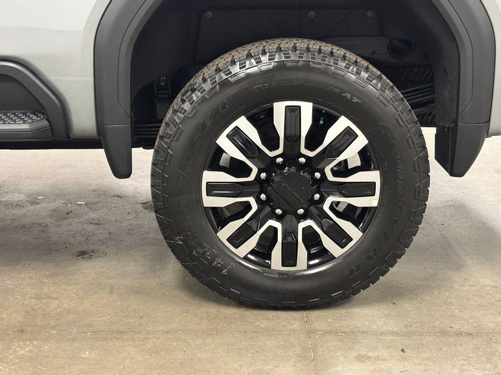 new 2026 GMC Sierra 2500 car, priced at $91,170