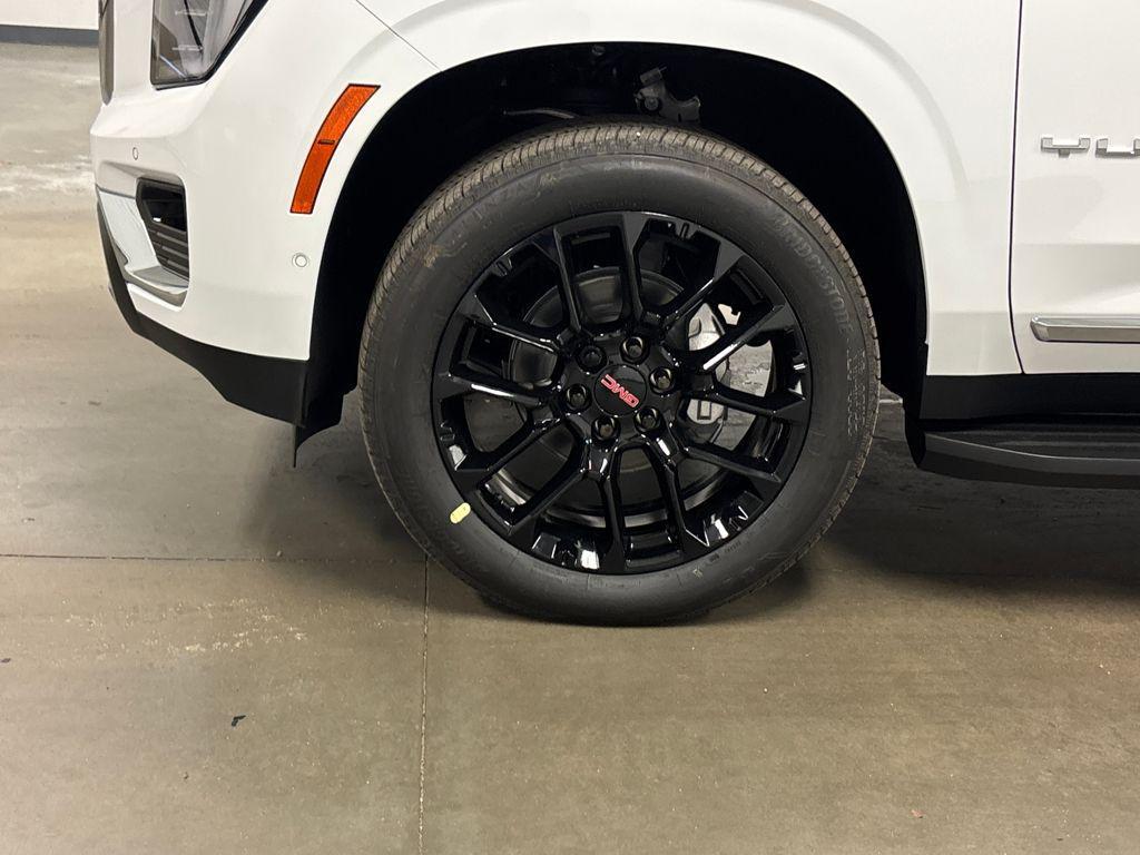 new 2026 GMC Yukon XL car, priced at $75,990