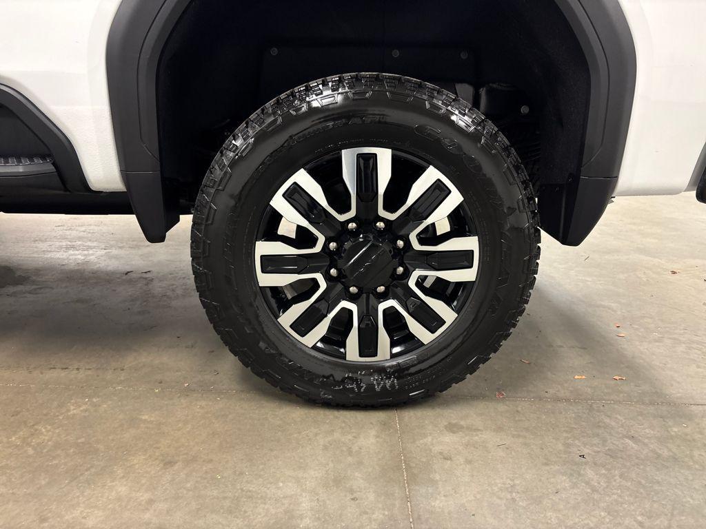 new 2026 GMC Sierra 2500 car, priced at $90,585