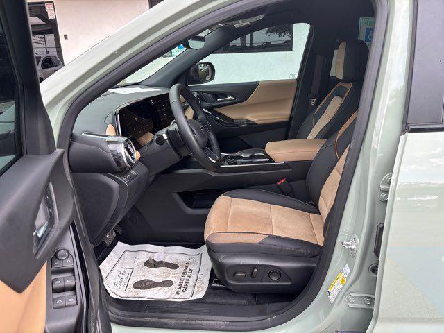 used 2025 Chevrolet Equinox car, priced at $32,998