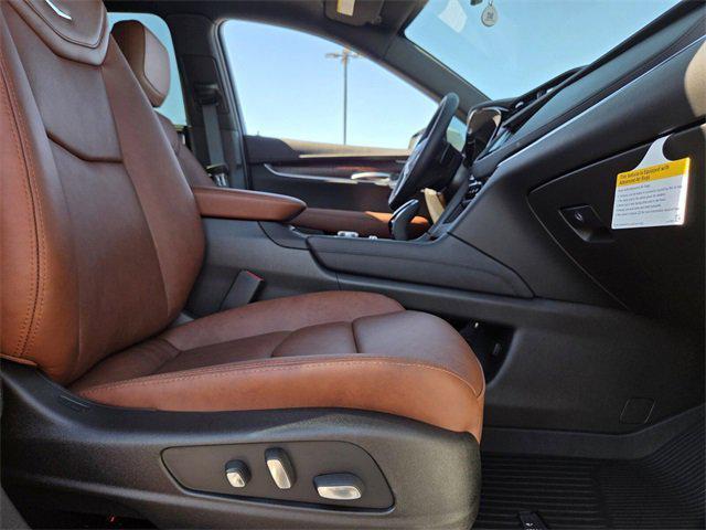 new 2026 Cadillac XT5 car, priced at $60,388