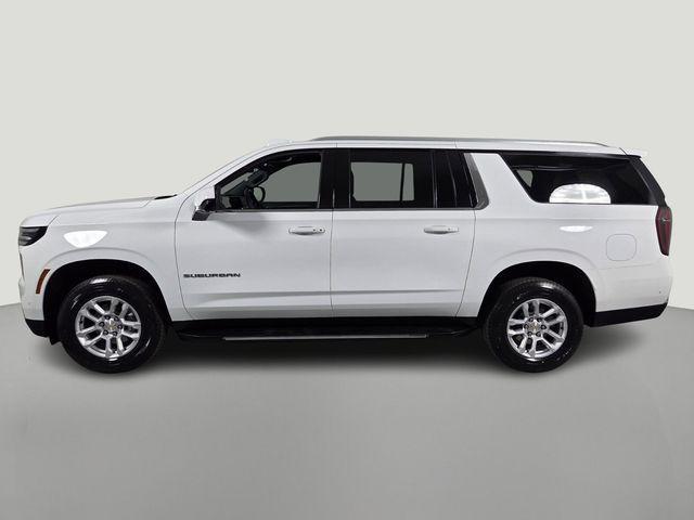 used 2025 Chevrolet Suburban car, priced at $56,499