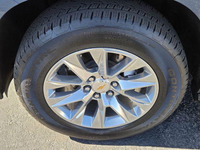 used 2025 Chevrolet Suburban car, priced at $62,799