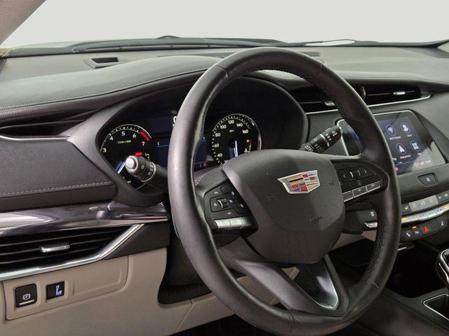 used 2022 Cadillac XT4 car, priced at $21,499