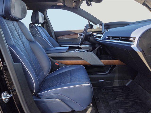 new 2026 Cadillac VISTIQ car, priced at $93,146