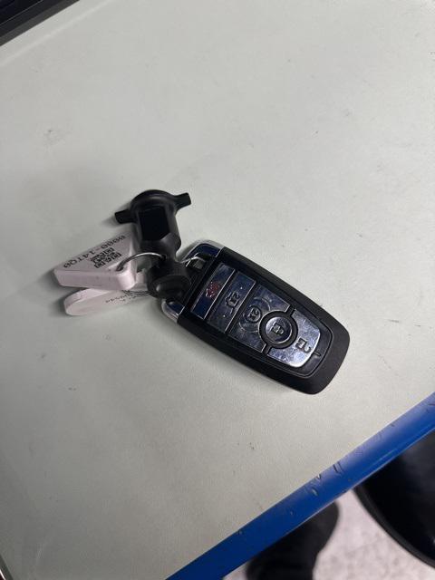 used 2024 Lincoln Navigator car, priced at $62,999