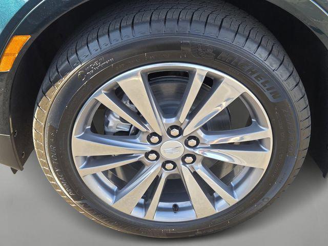 new 2026 Cadillac XT5 car, priced at $58,842
