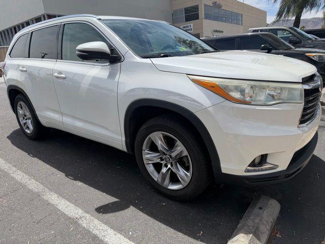 used 2016 Toyota Highlander car, priced at $17,998