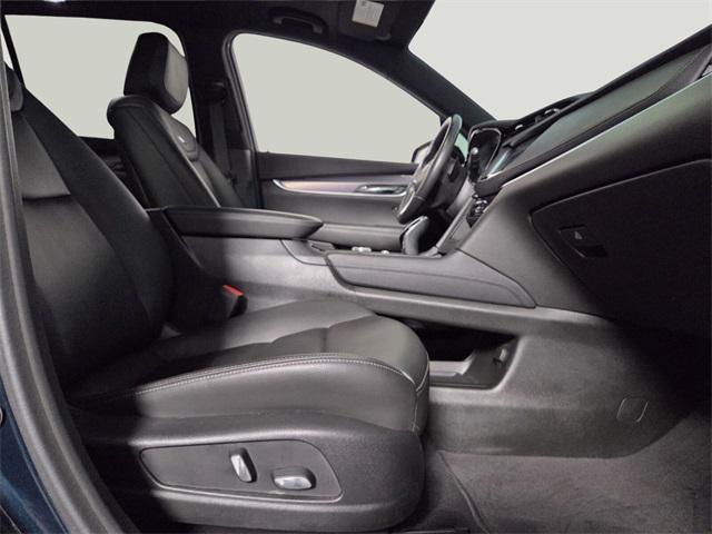 used 2024 Cadillac XT6 car, priced at $33,004