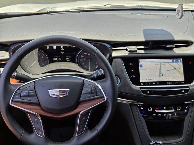 new 2026 Cadillac XT5 car, priced at $57,748