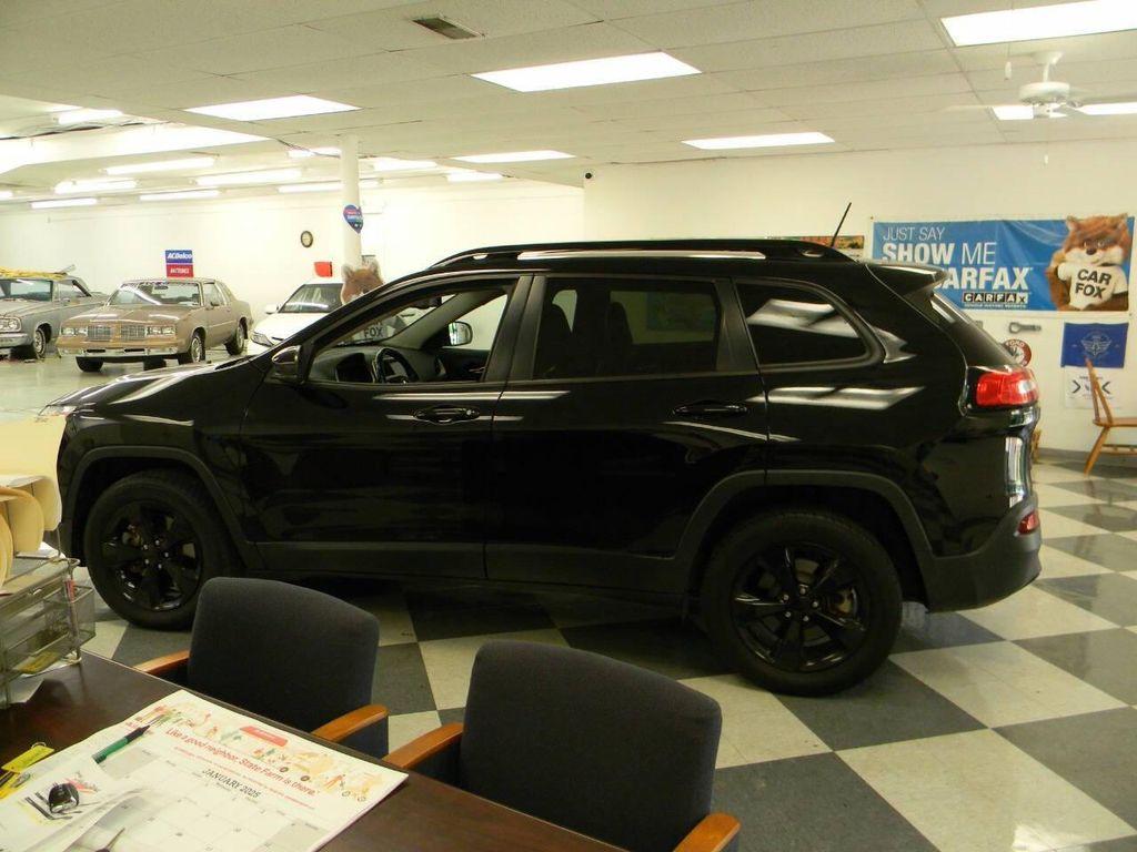 used 2018 Jeep Cherokee car, priced at $15,350