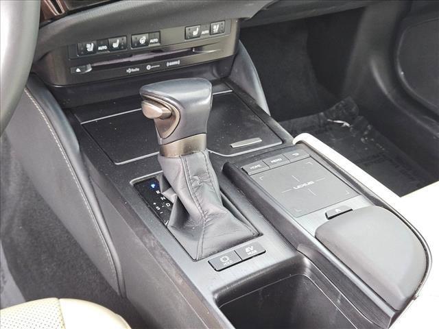 used 2022 Lexus ES 300h car, priced at $30,752