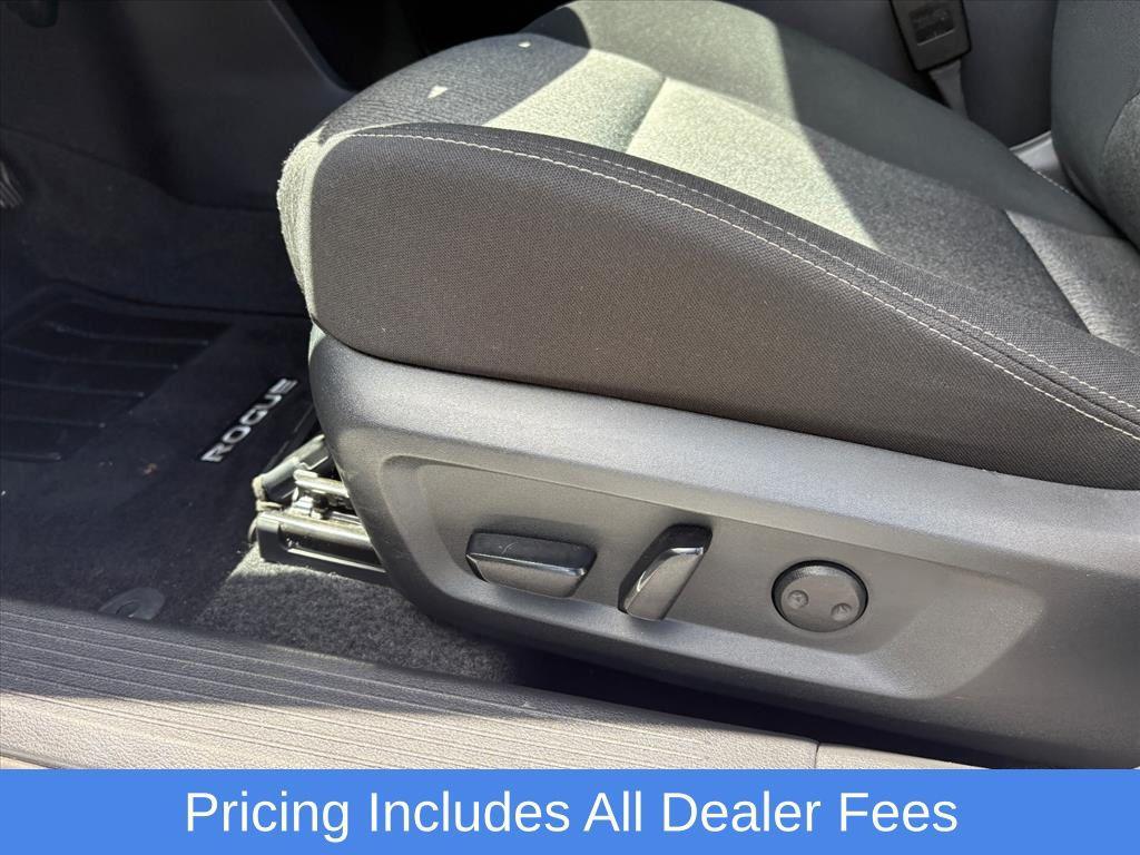 used 2025 Nissan Rogue car, priced at $25,004