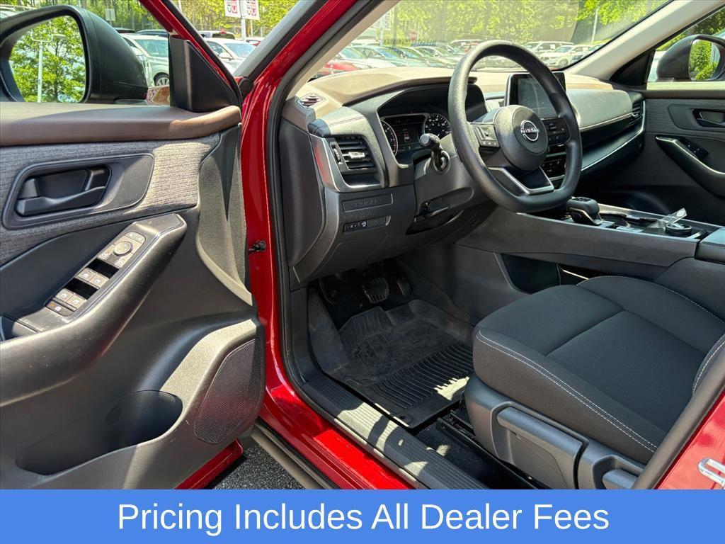 used 2023 Nissan Rogue car, priced at $21,584
