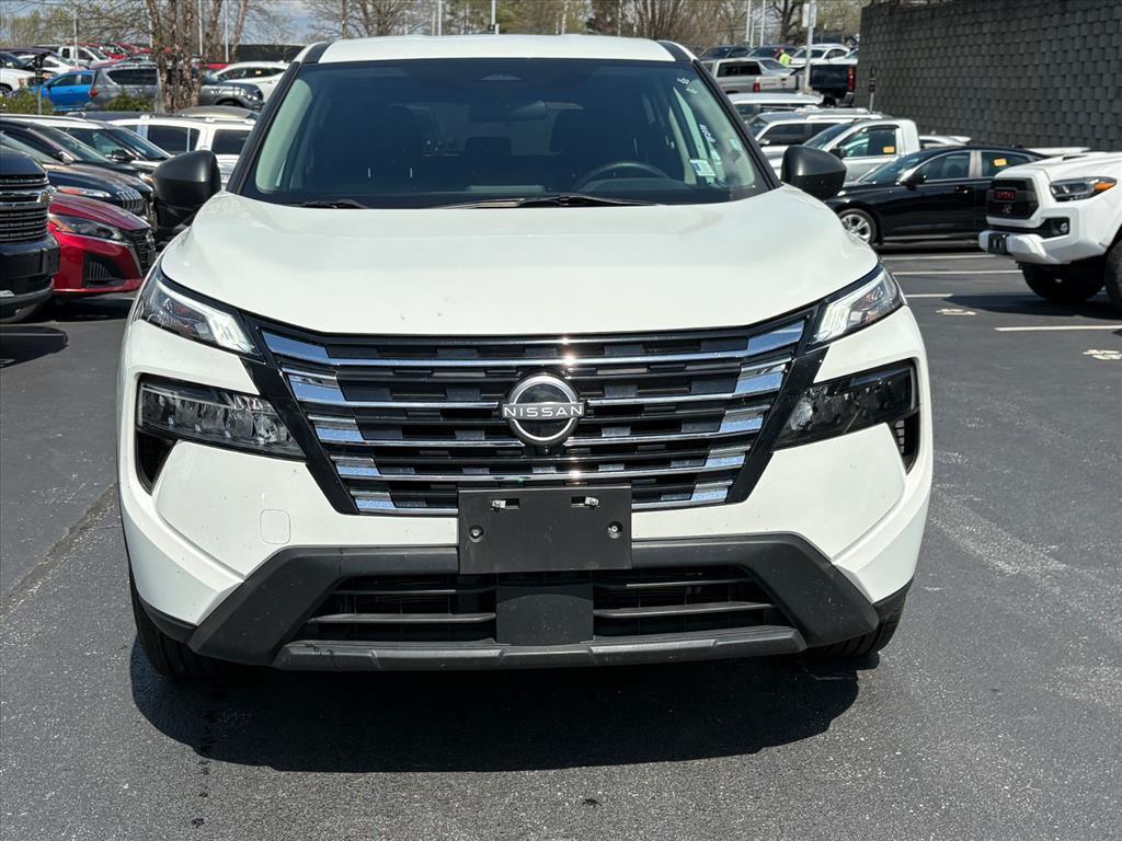 used 2024 Nissan Rogue car, priced at $19,384
