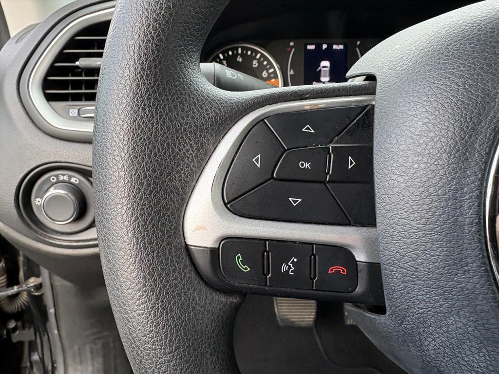 used 2020 Jeep Renegade car, priced at $11,999