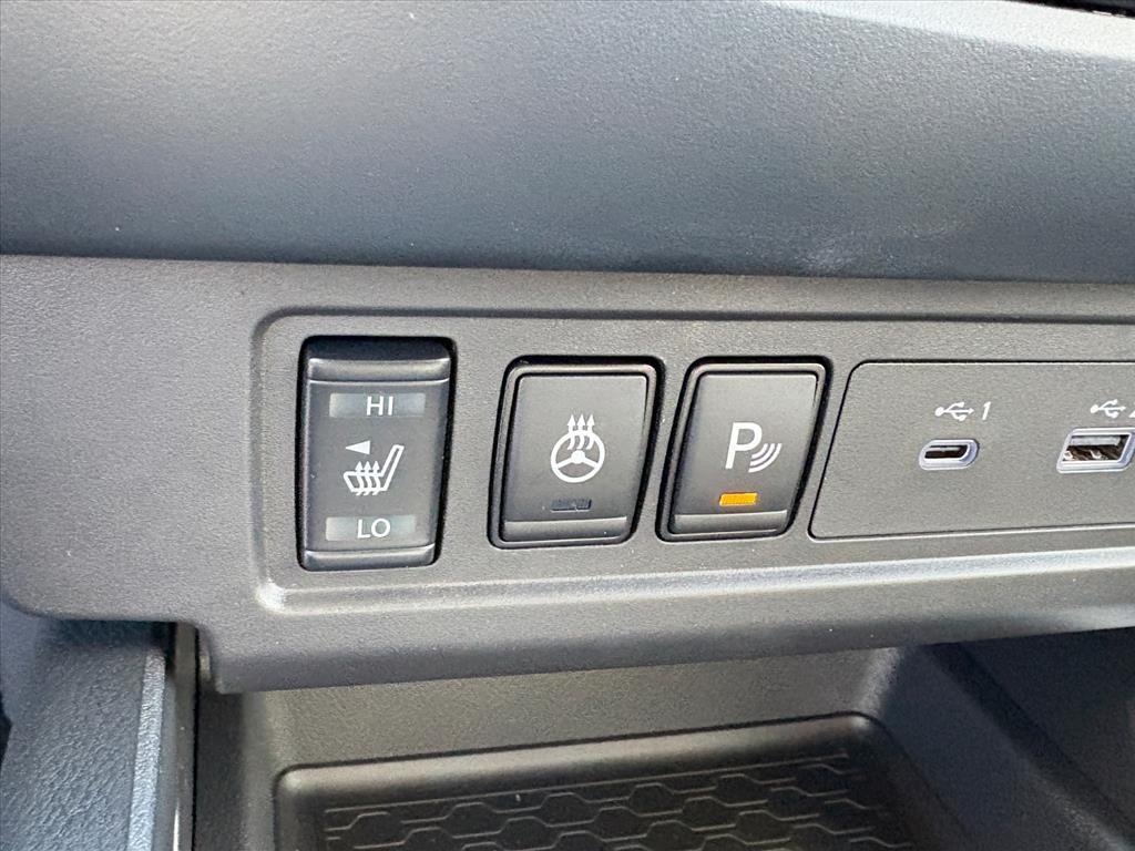 new 2026 Nissan Frontier car, priced at $40,095