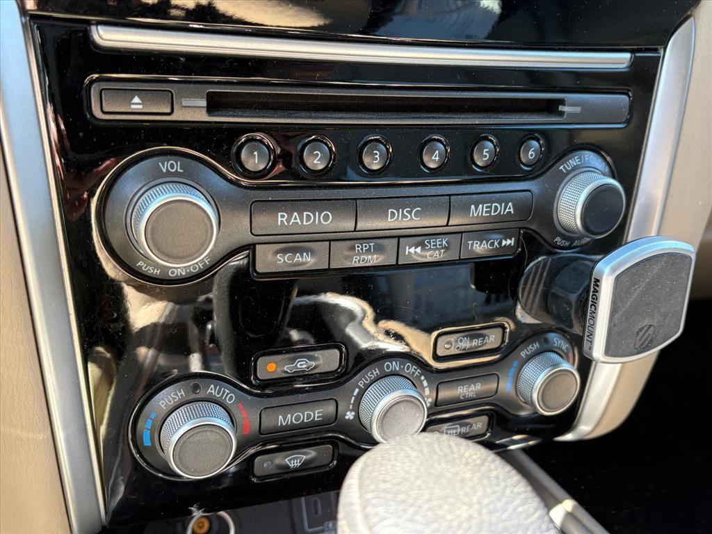 used 2020 Nissan Pathfinder car, priced at $17,617