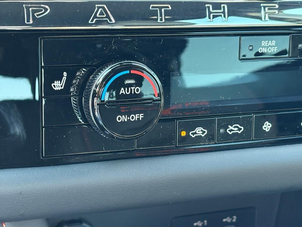 new 2026 Nissan Pathfinder car, priced at $46,170