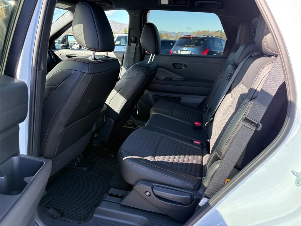 new 2026 Nissan Pathfinder car, priced at $46,170