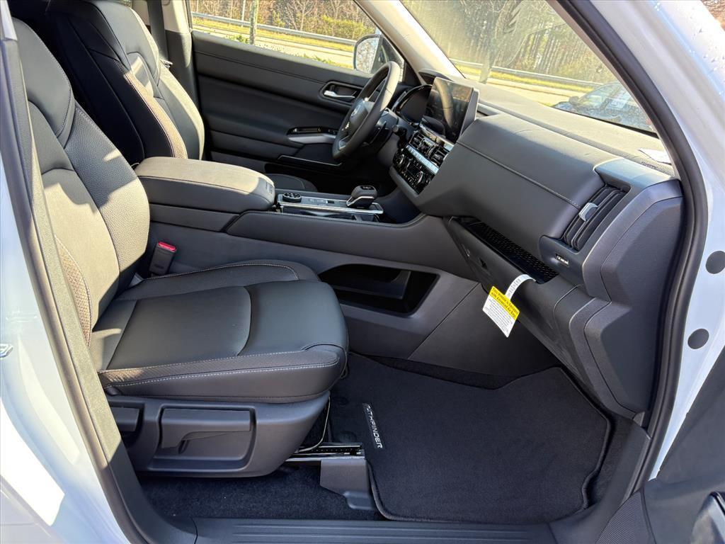 new 2026 Nissan Pathfinder car, priced at $44,060