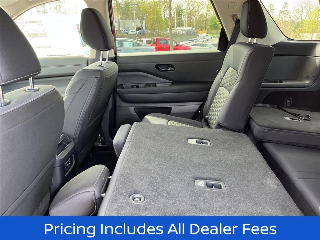 new 2026 Nissan Pathfinder car, priced at $39,061