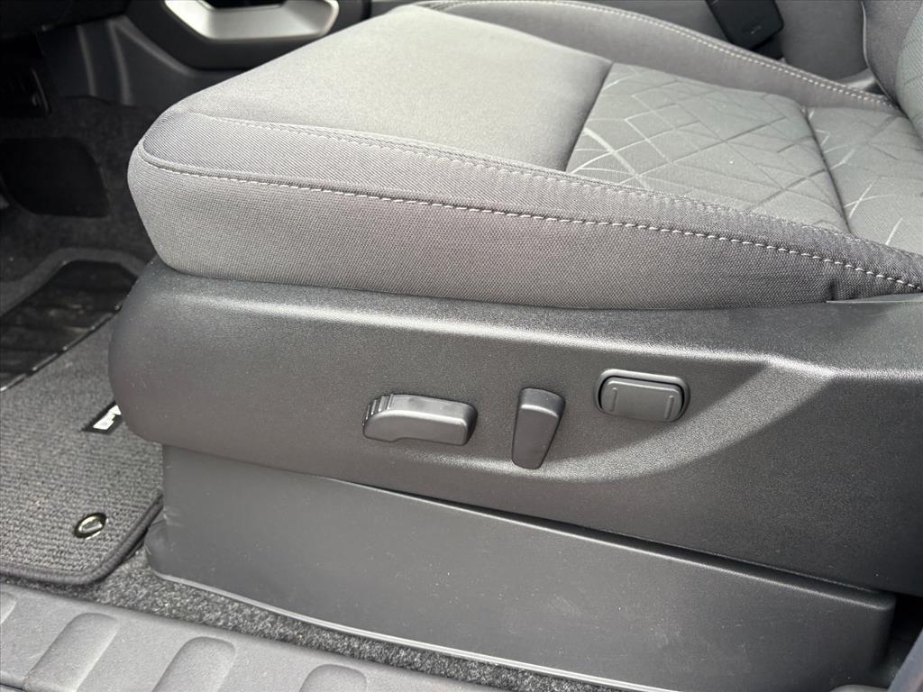 new 2026 Nissan Frontier car, priced at $40,305