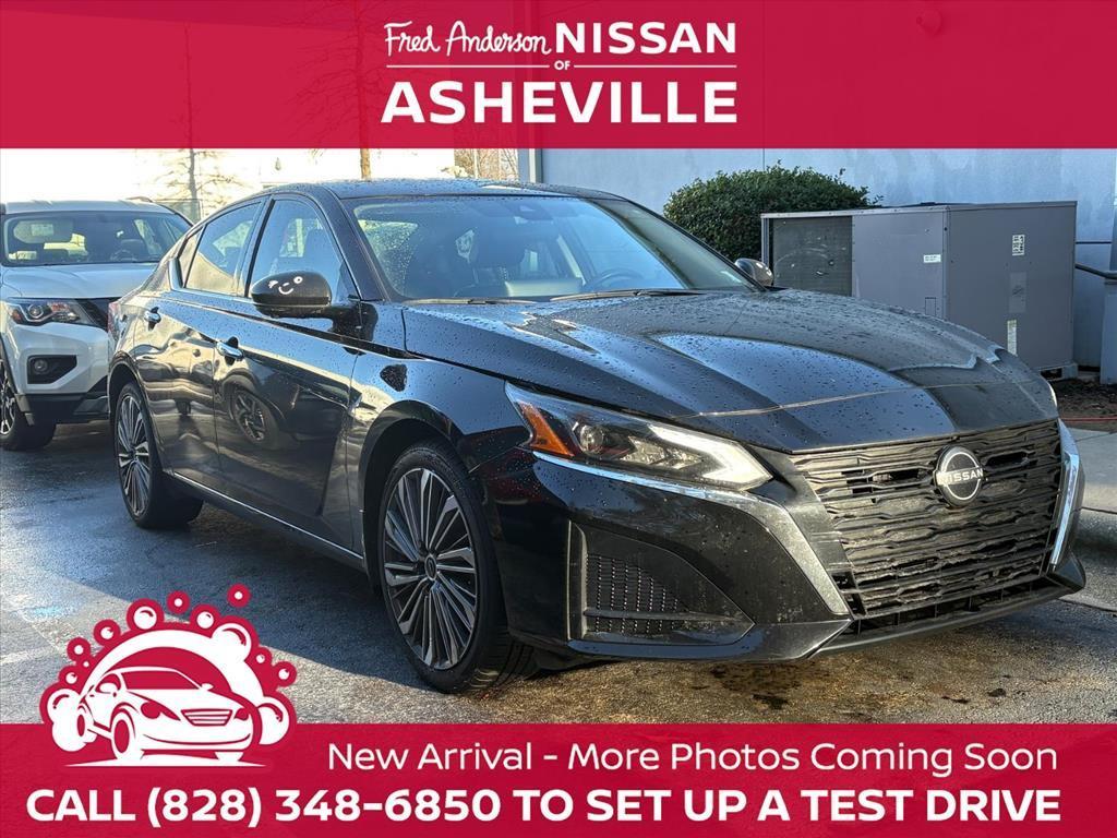 used 2023 Nissan Altima car, priced at $21,976