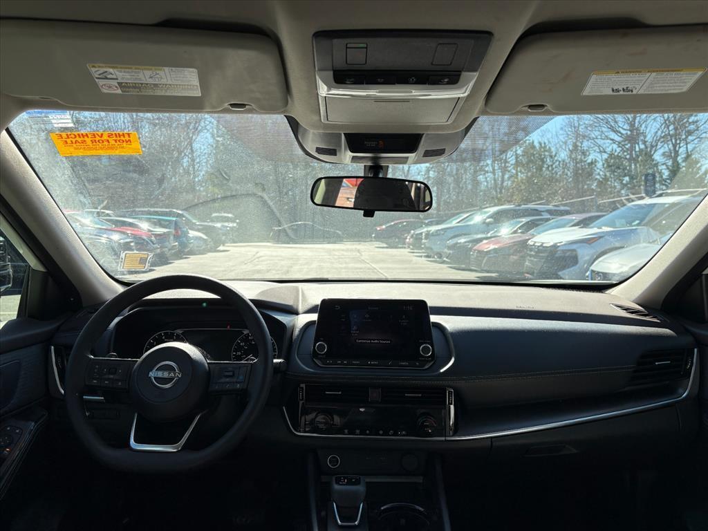 used 2023 Nissan Rogue car, priced at $21,439
