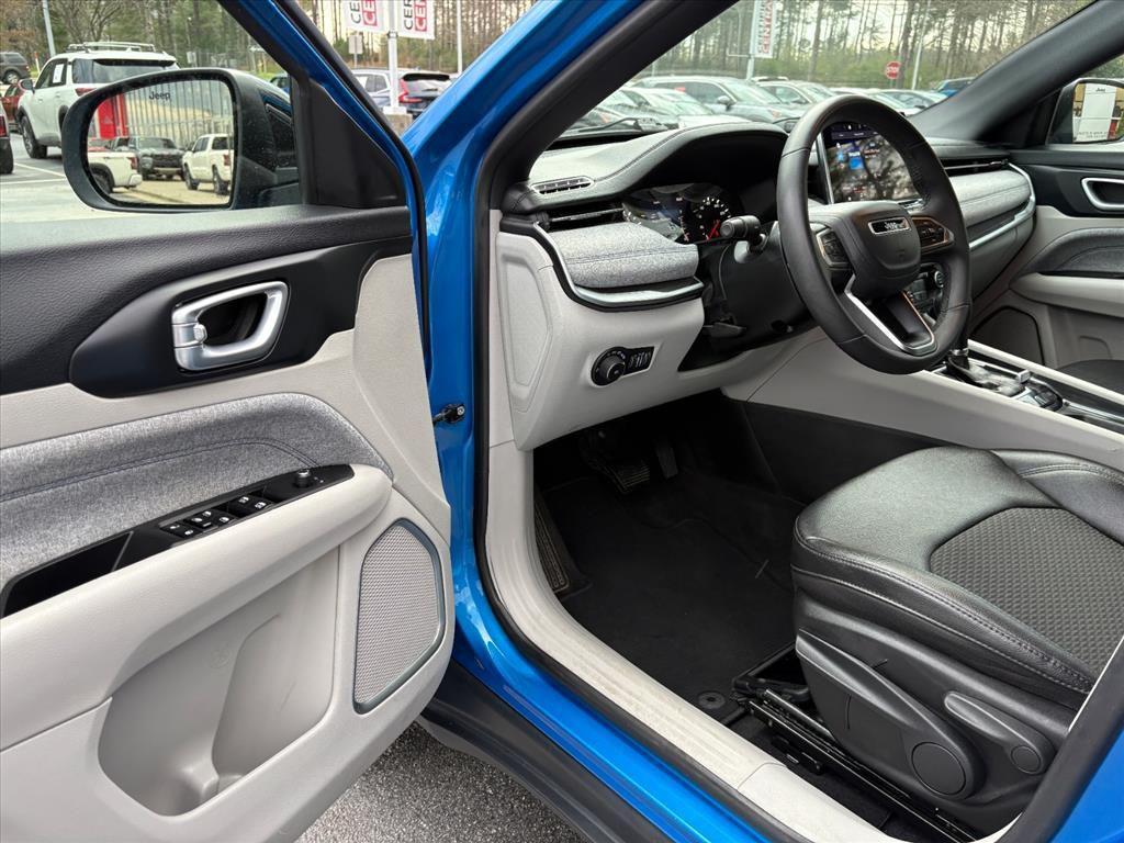 used 2024 Jeep Compass car, priced at $18,274