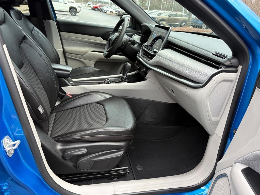 used 2024 Jeep Compass car, priced at $18,274