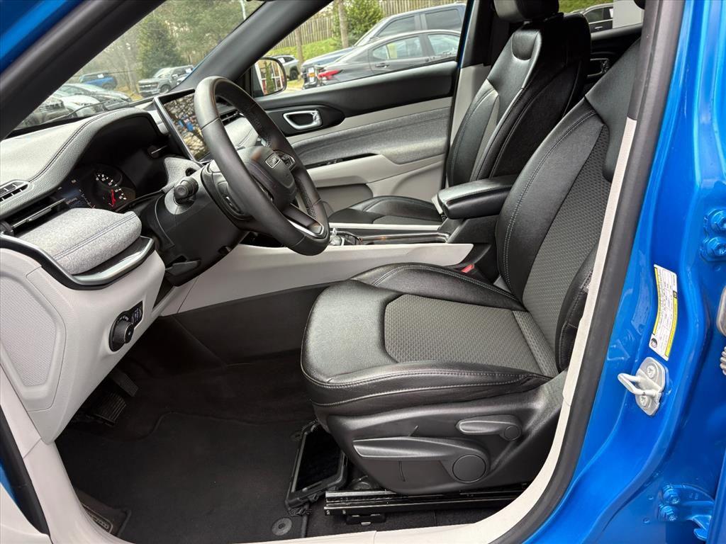 used 2024 Jeep Compass car, priced at $18,274