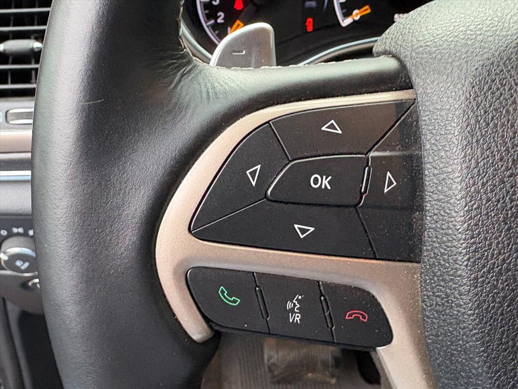 used 2016 Jeep Grand Cherokee car, priced at $18,610