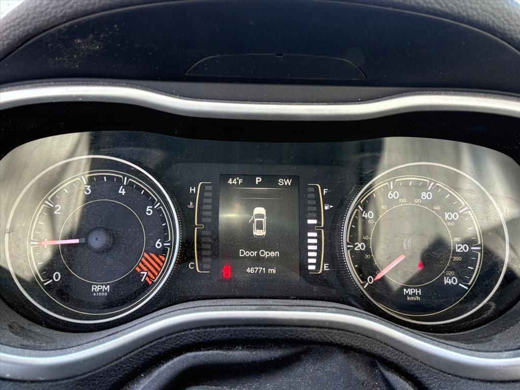 used 2014 Jeep Cherokee car, priced at $9,995