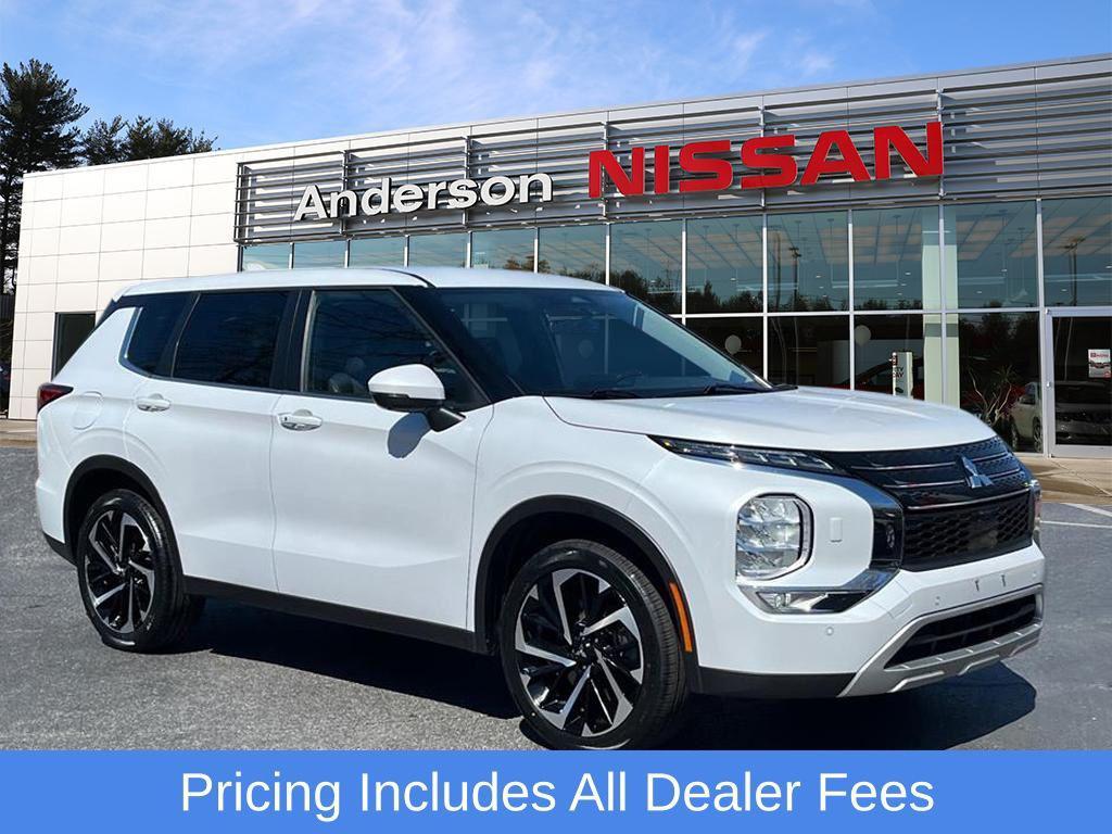 used 2024 Mitsubishi Outlander car, priced at $21,919