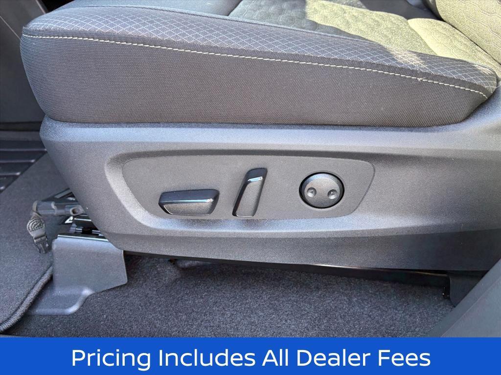 new 2026 Nissan Pathfinder car, priced at $39,061