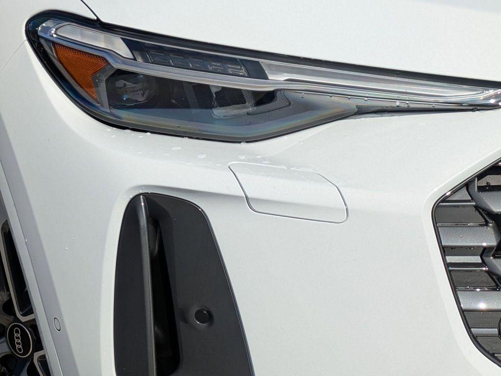 new 2025 Audi Q5 car, priced at $53,994