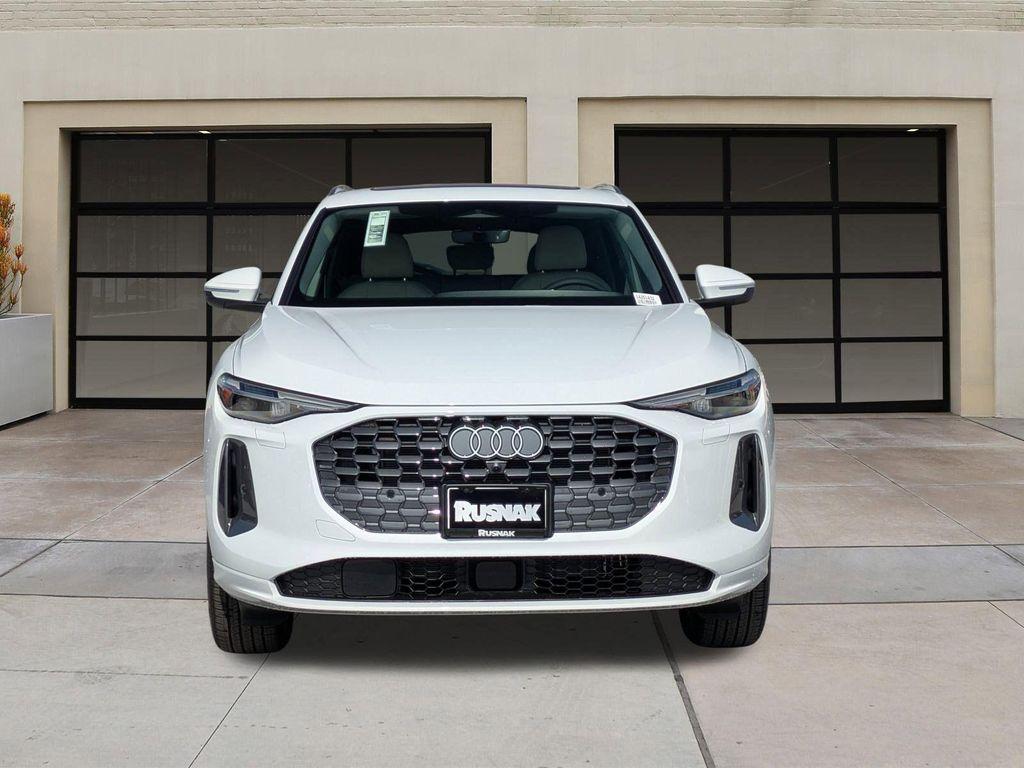 new 2025 Audi Q5 car, priced at $53,994