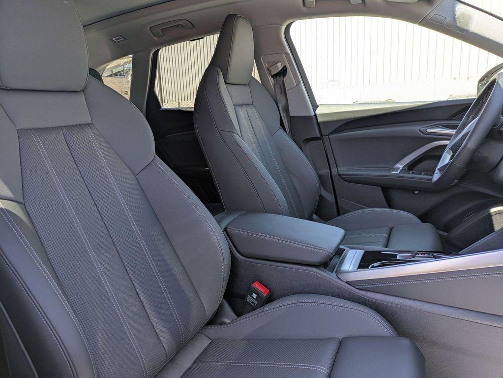 new 2025 Audi Q5 car, priced at $52,800