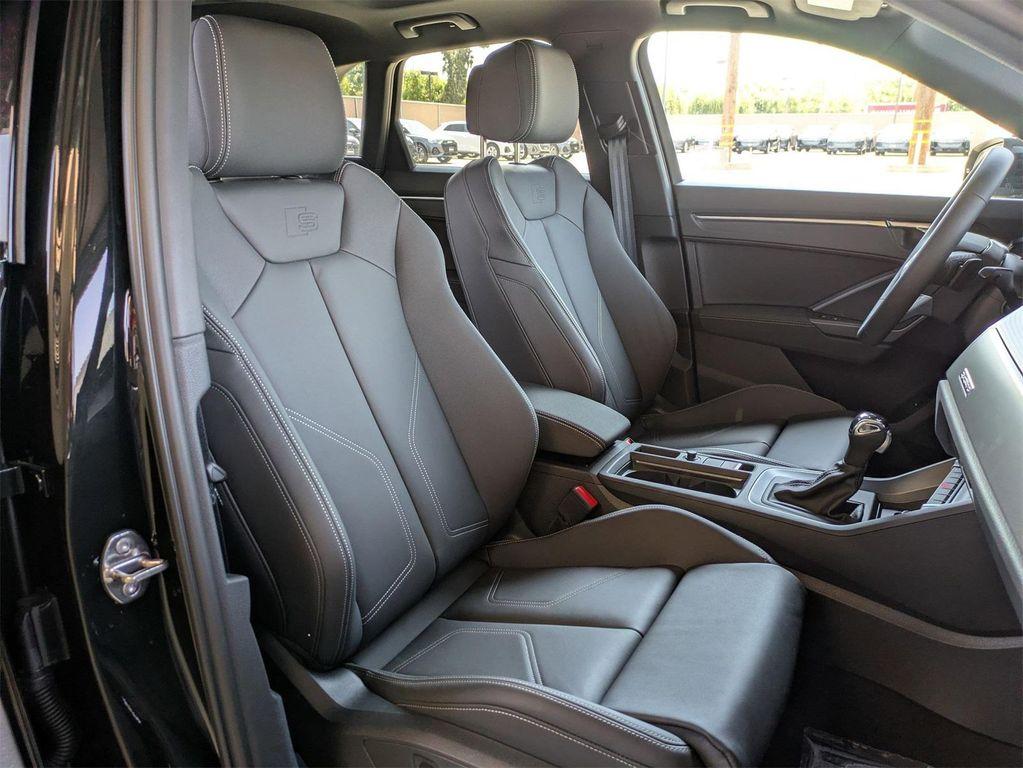 new 2025 Audi Q3 car, priced at $45,785