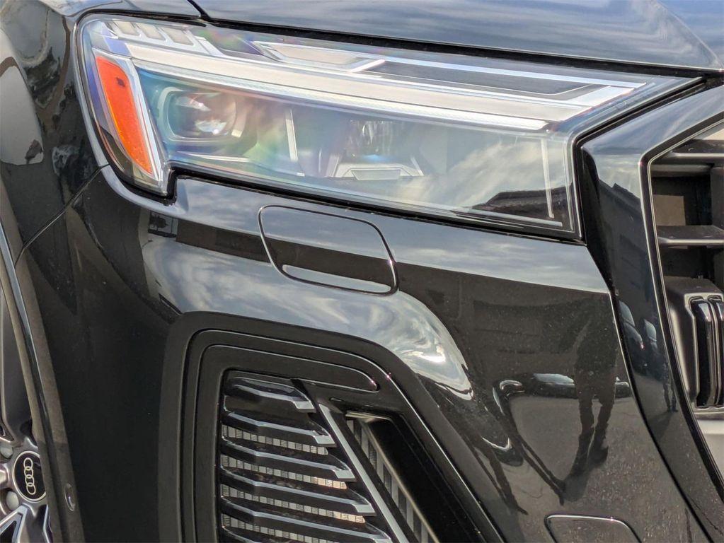 new 2026 Audi Q7 car, priced at $78,220