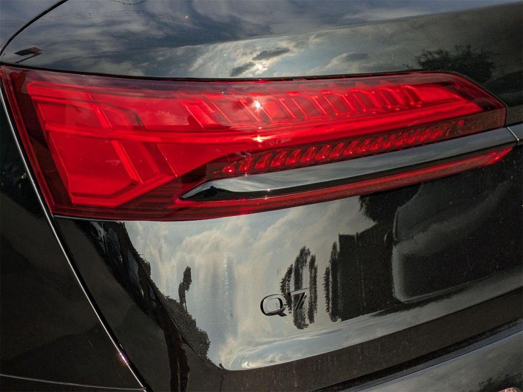 new 2026 Audi Q7 car, priced at $78,220