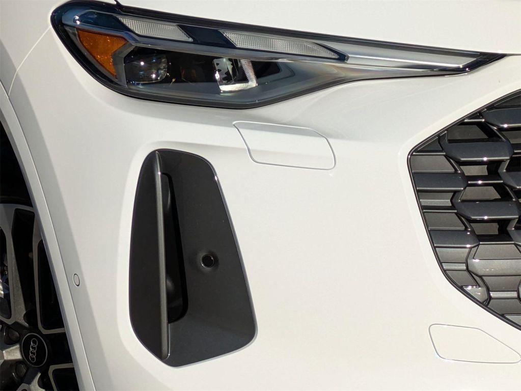 new 2025 Audi Q5 car, priced at $57,165