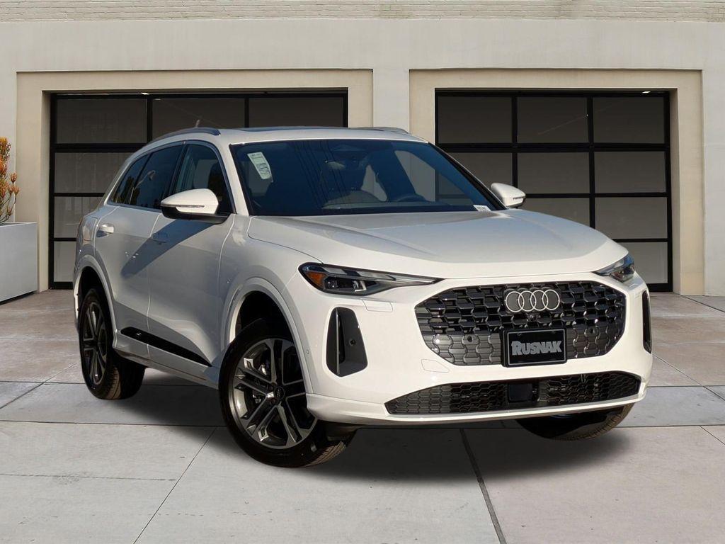 new 2025 Audi Q5 car, priced at $57,165