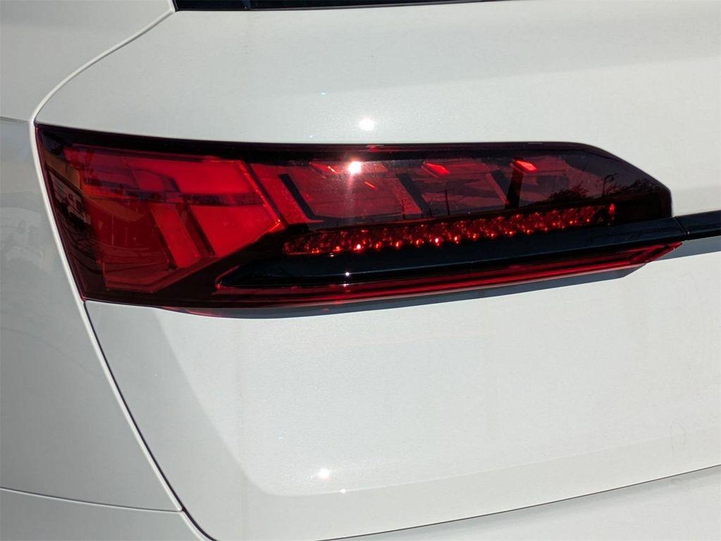 new 2026 Audi Q7 car, priced at $86,535