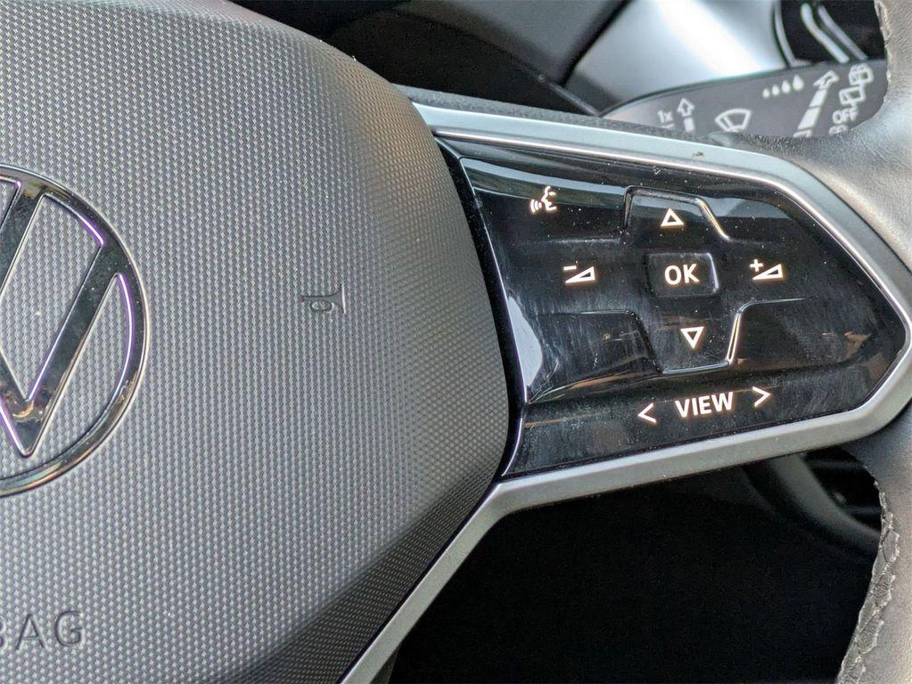 used 2022 Volkswagen ID.4 car, priced at $20,400