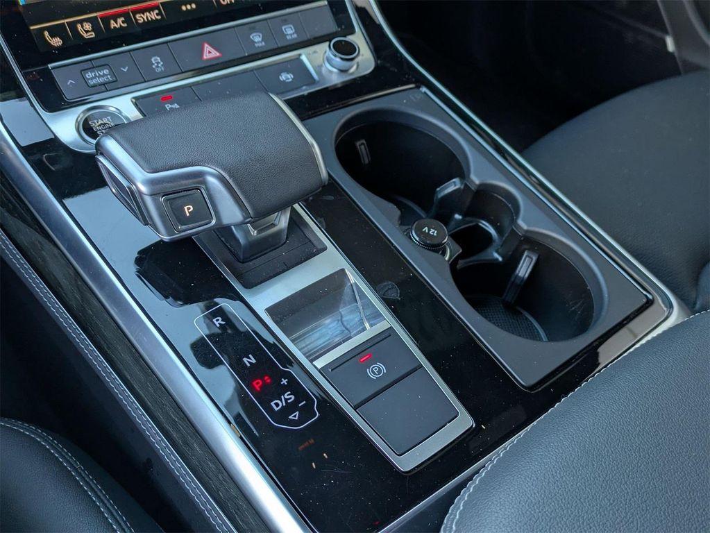 used 2025 Audi Q7 car, priced at $56,990