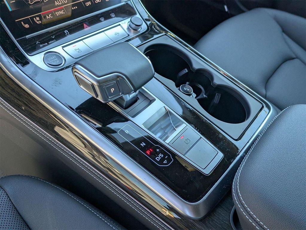 new 2026 Audi Q7 car, priced at $78,595