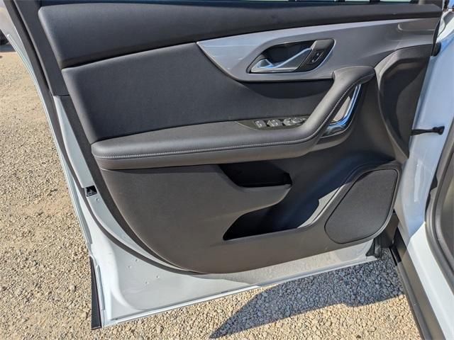 new 2026 Chevrolet Blazer car, priced at $33,195