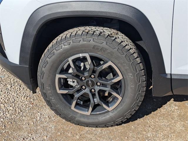 new 2026 Chevrolet Equinox car, priced at $33,390